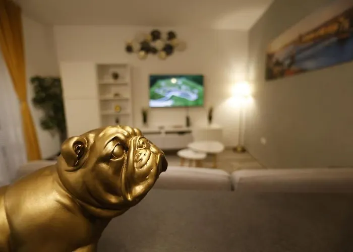 Flamingo - Balcony, Ac, Downtown *